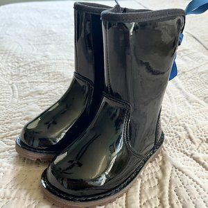 UGG Girls' Black Lace-Up Boots - Size 6T